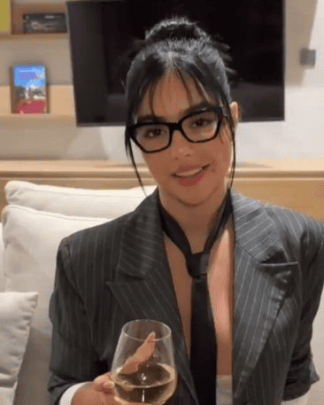 sweet horny teenage girl